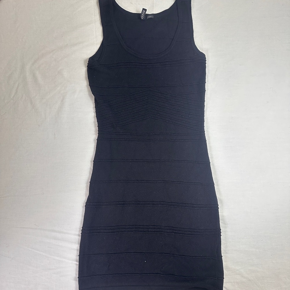 Chic Black Sleeveless Mini Dress